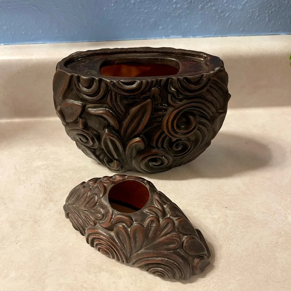 PartyLite Tropical Reed Diffuser Holder.  Brown Swirl Decorative Piece - Picture 3 of 8